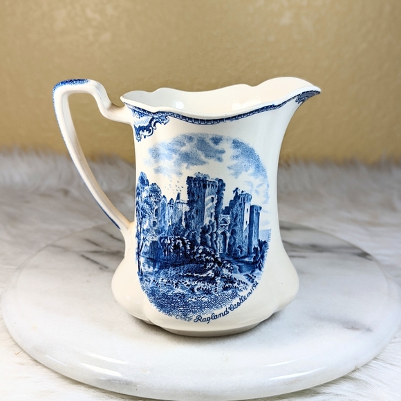 Johnson Brothers Blue Transerware China Old Britain Castles 24oz Pitcher 6 inch - Picture 3 of 9